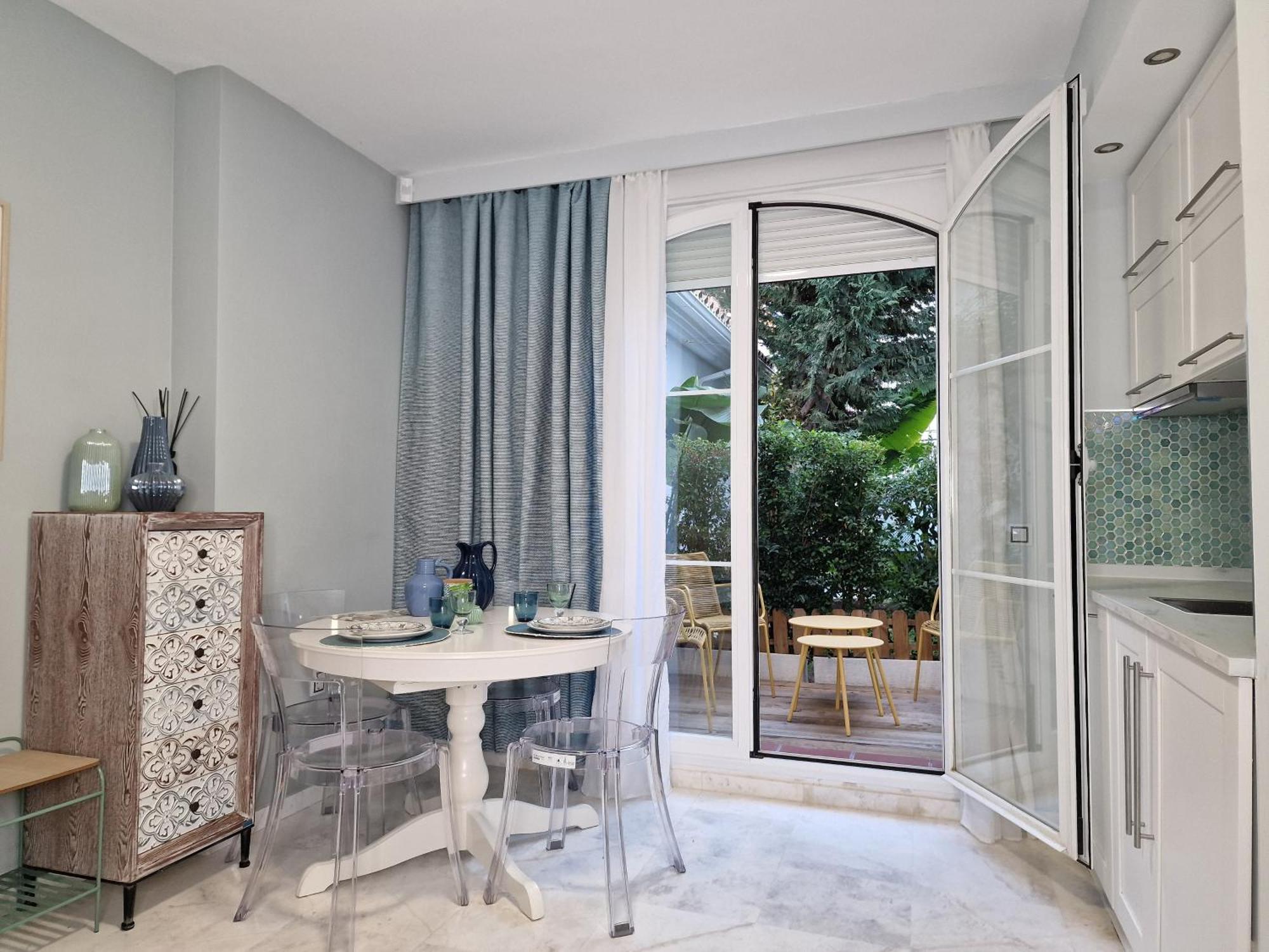 Sun & Palms - Cozy Flat In Quiet Neighbourhood With A Great Pool Area Daire Málaga Dış mekan fotoğraf