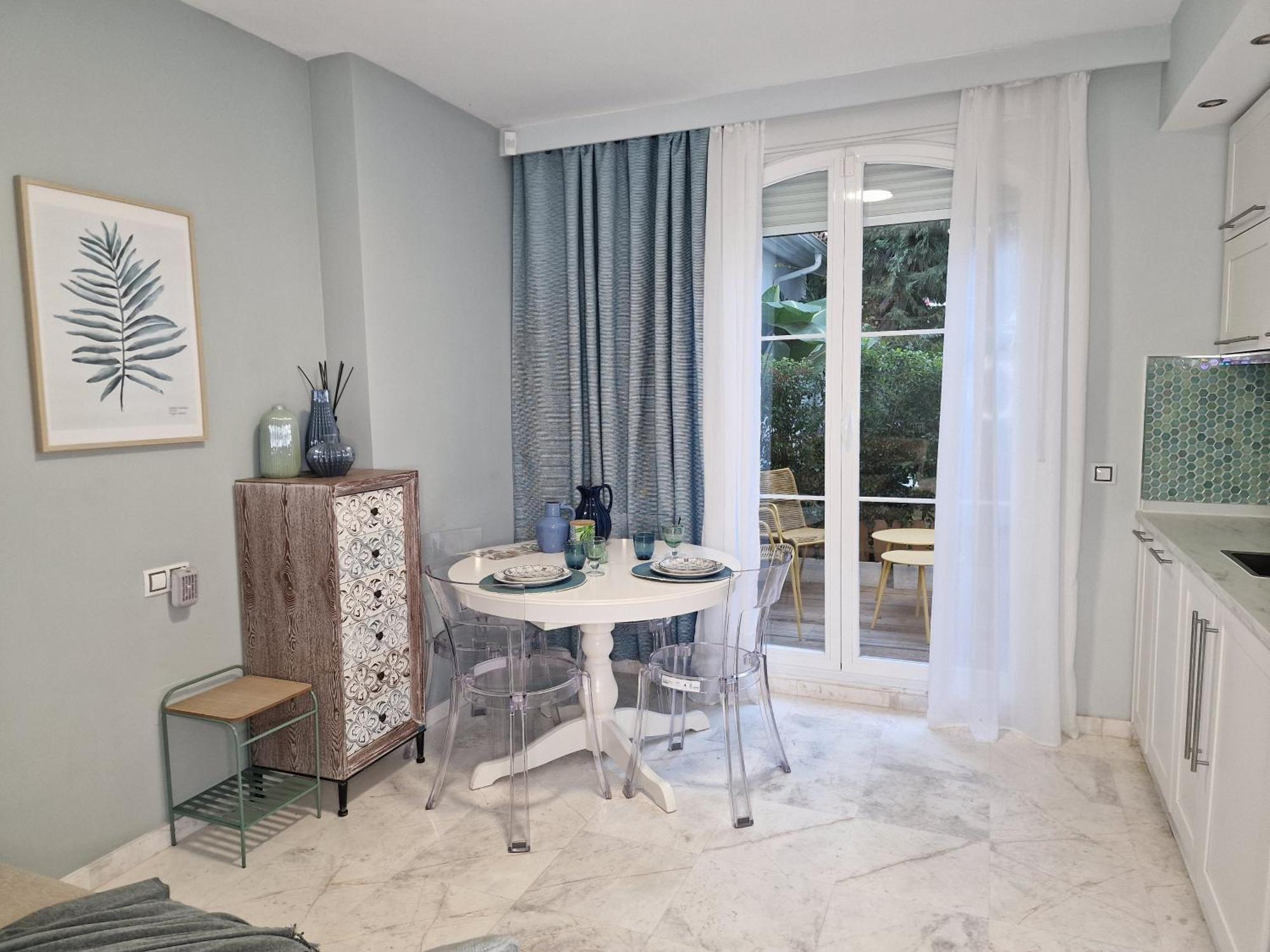 Sun & Palms - Cozy Flat In Quiet Neighbourhood With A Great Pool Area Daire Málaga Dış mekan fotoğraf
