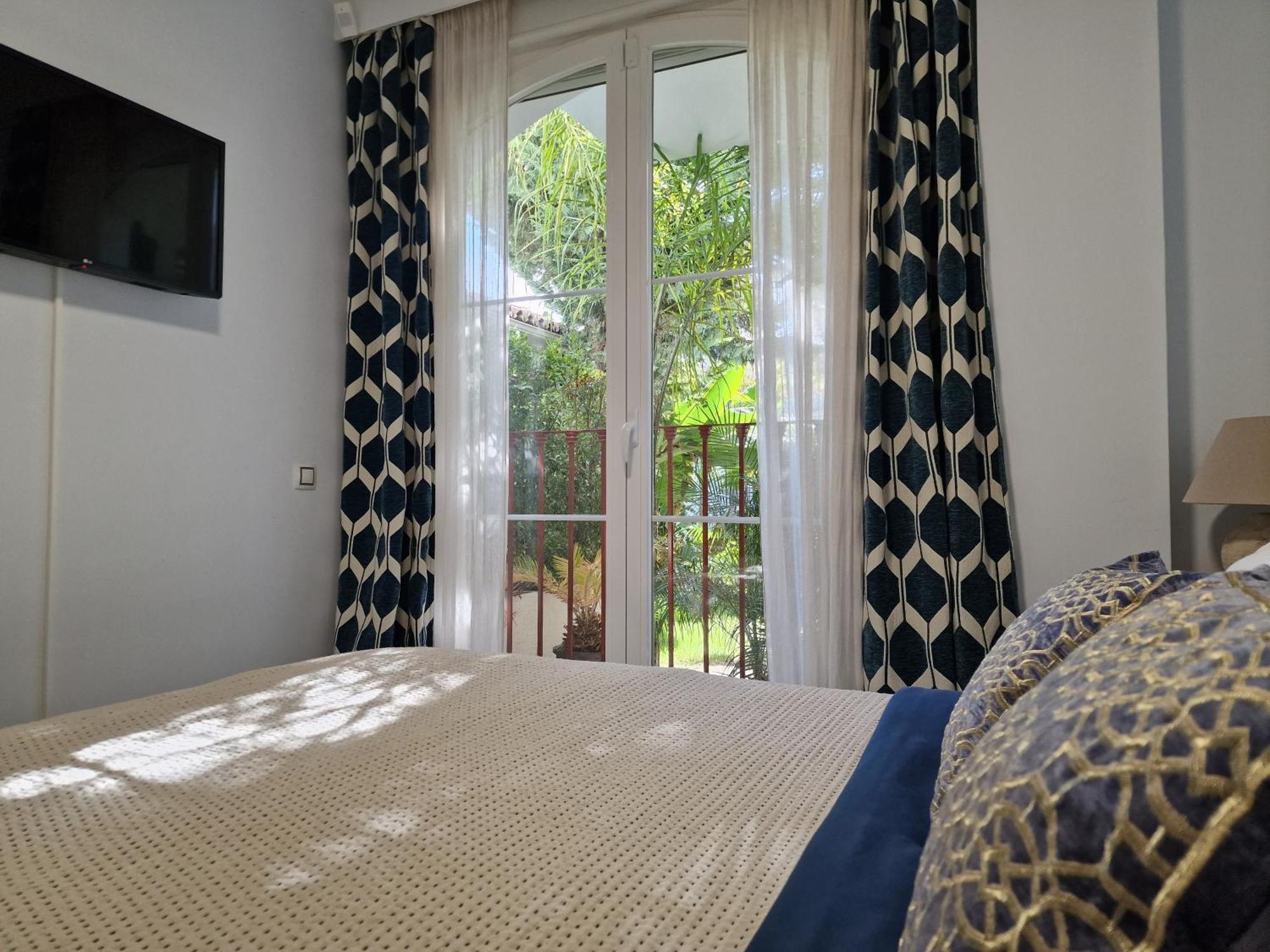 Sun & Palms - Cozy Flat In Quiet Neighbourhood With A Great Pool Area Daire Málaga Dış mekan fotoğraf